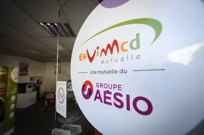 découvrez ce qu'est la fusion de mutuelles, ses avantages pour les assurés et l'impact sur les garanties de santé.